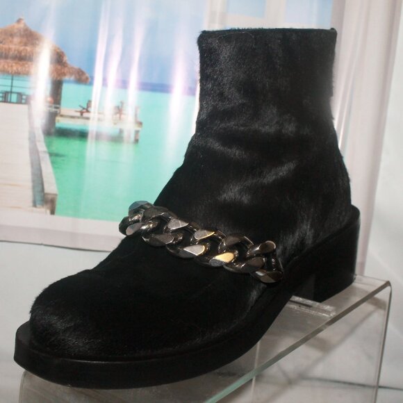 $1550 Givenchy Laura Black Calf Leather Silver Chain Boots Booties - Picture 2 of 9